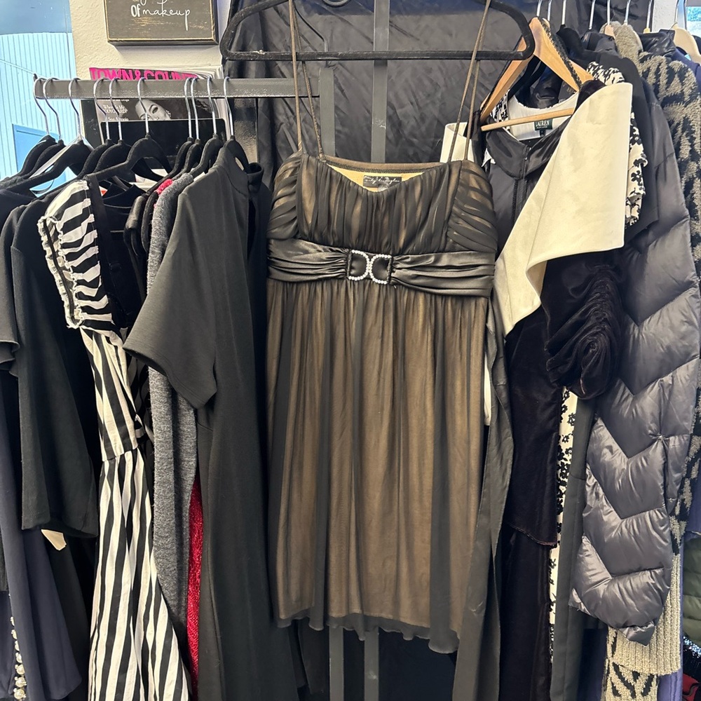 Elegant Black Dress with Belt Detail